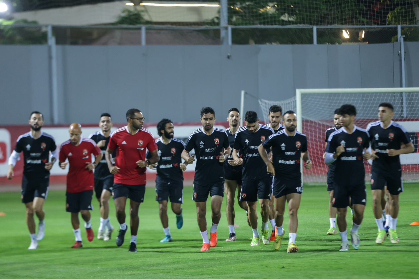 مران الأهلي| الفريق يواصل تدريباته استعدادًا لمباراة الرجاء