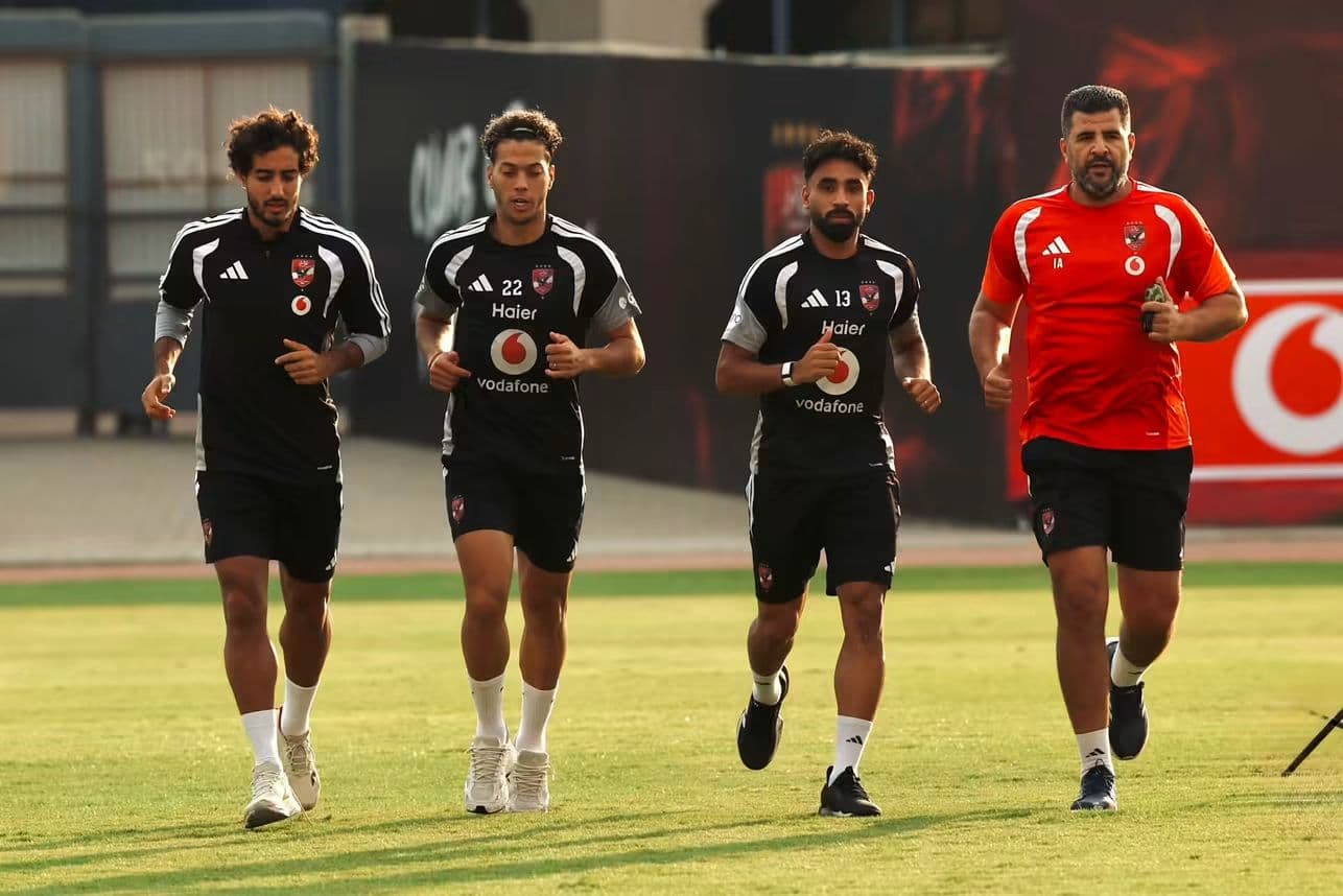 مران الأهلي| لاعبو الفريق الدوليون ينتظمون في التدريبات