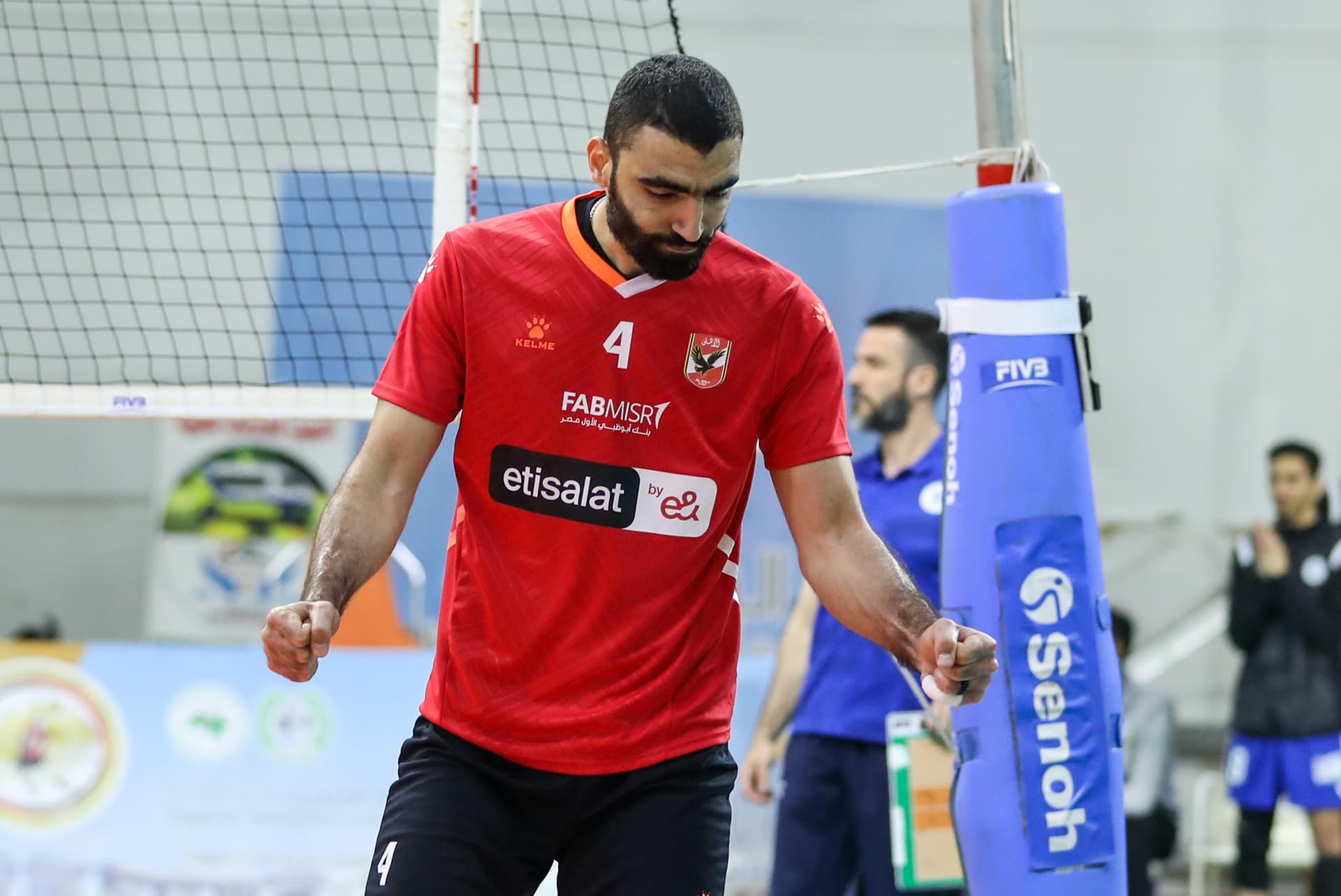 أحمد صلاح يفوز بجائزة أفضل مركز ٢ في البطولة العربية للطائرة