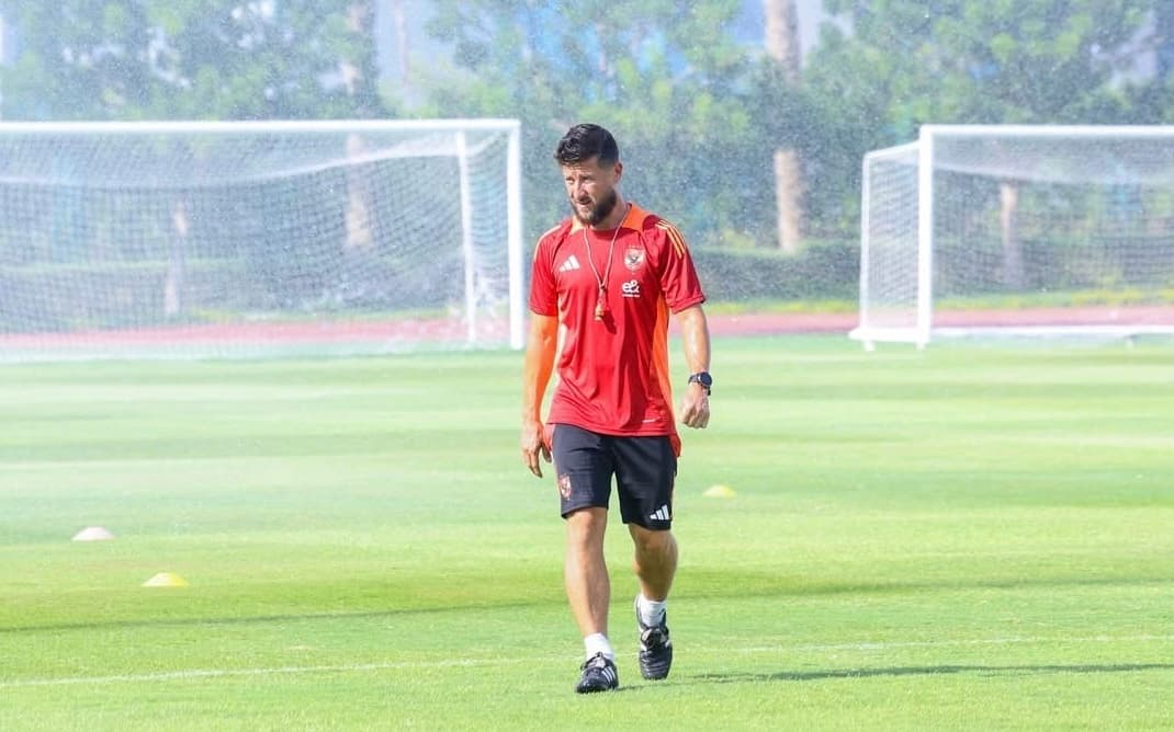كرة القدم النسائية| «لوبوف» يعلن تشكيل الأهلي لمباراة اتحاد بسيون في الدوري
