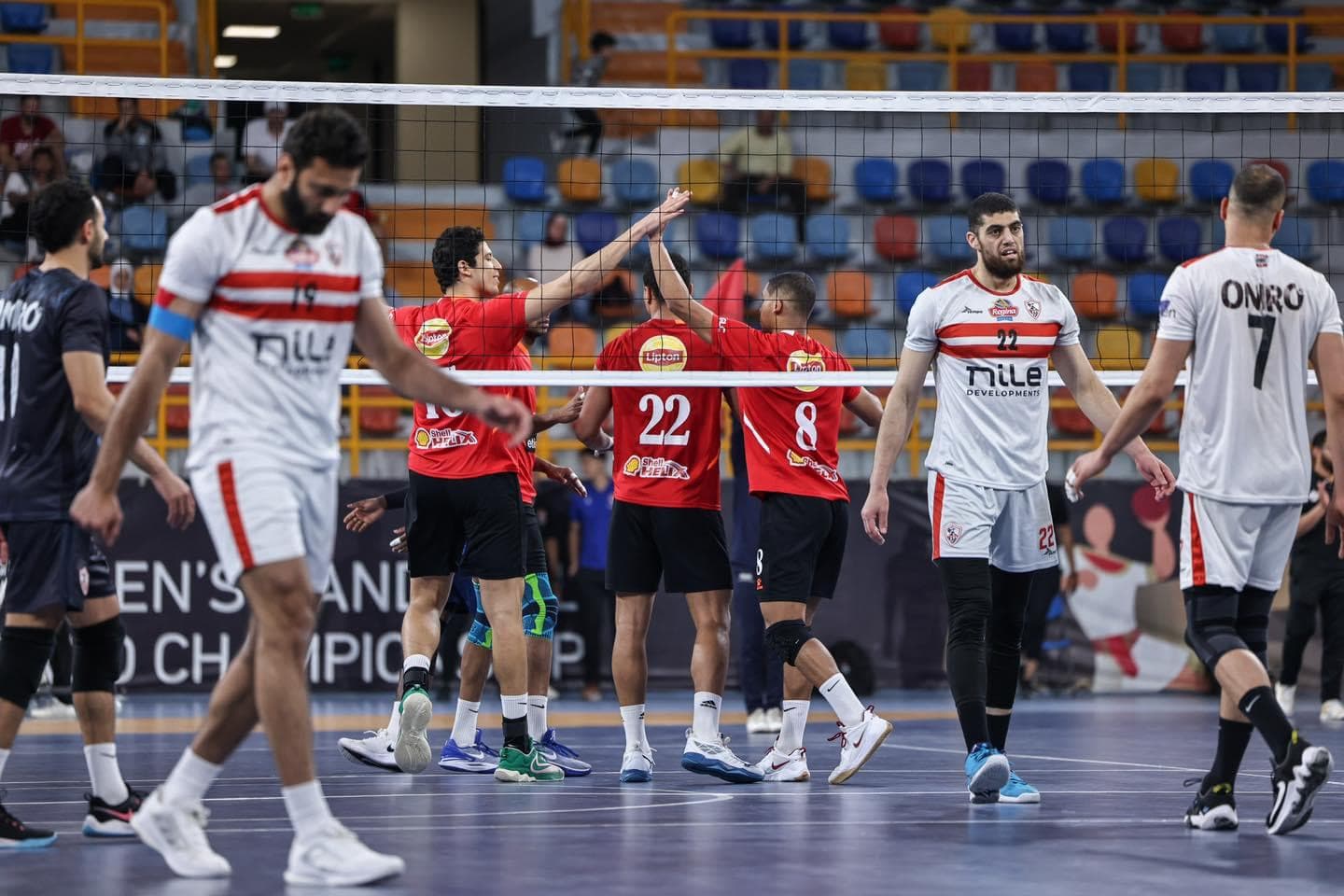 L'équipe masculine de volleyball bat Zamalek et remporte la Coupe d'Égypte