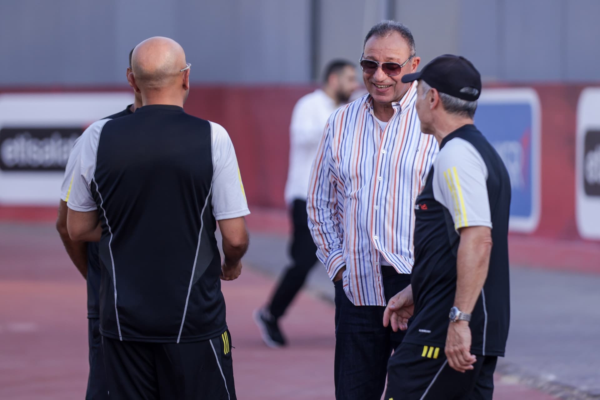 El-Khatib assiste au entraînement de l'équipe