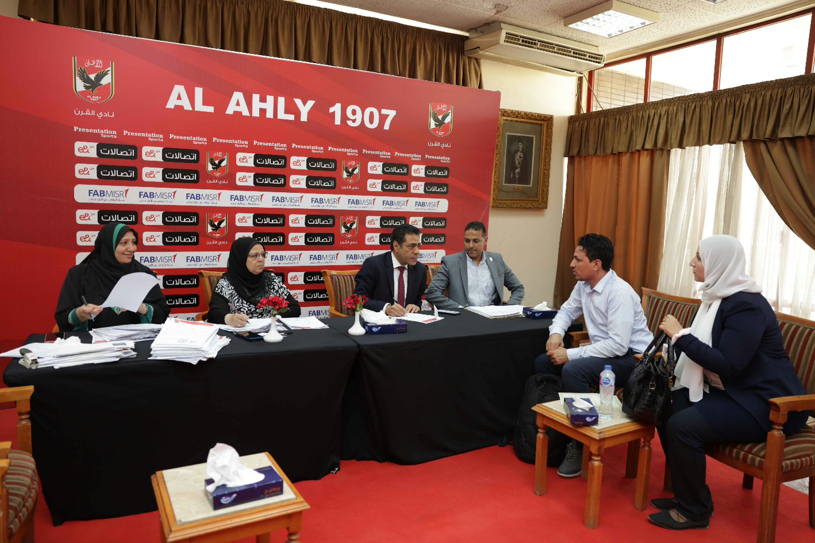 إقبال كثيف على عضوية الأهلي