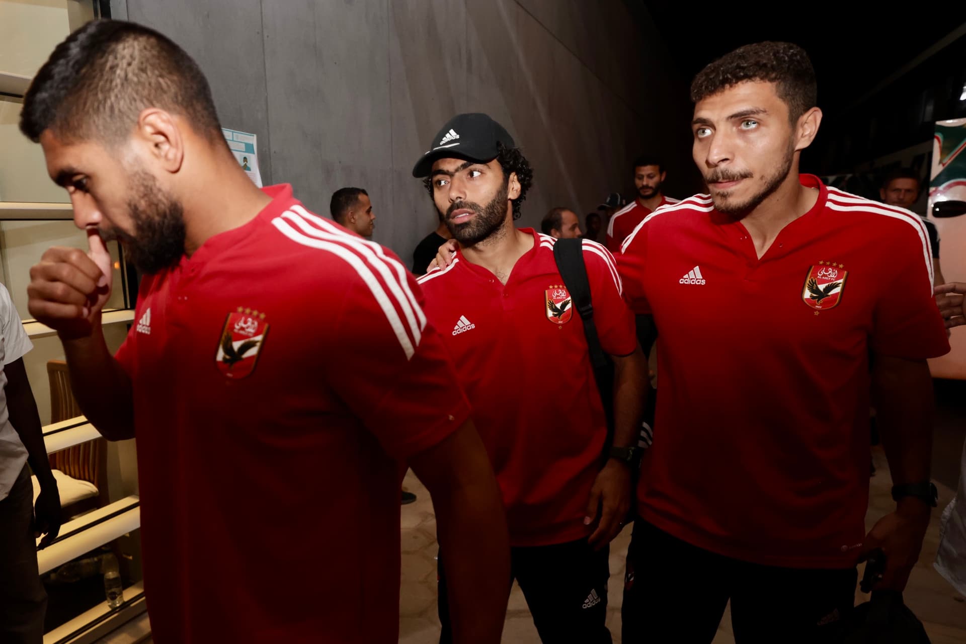 دوري أبطال إفريقيا| بعثة الأهلي تغادر مطار جاروا