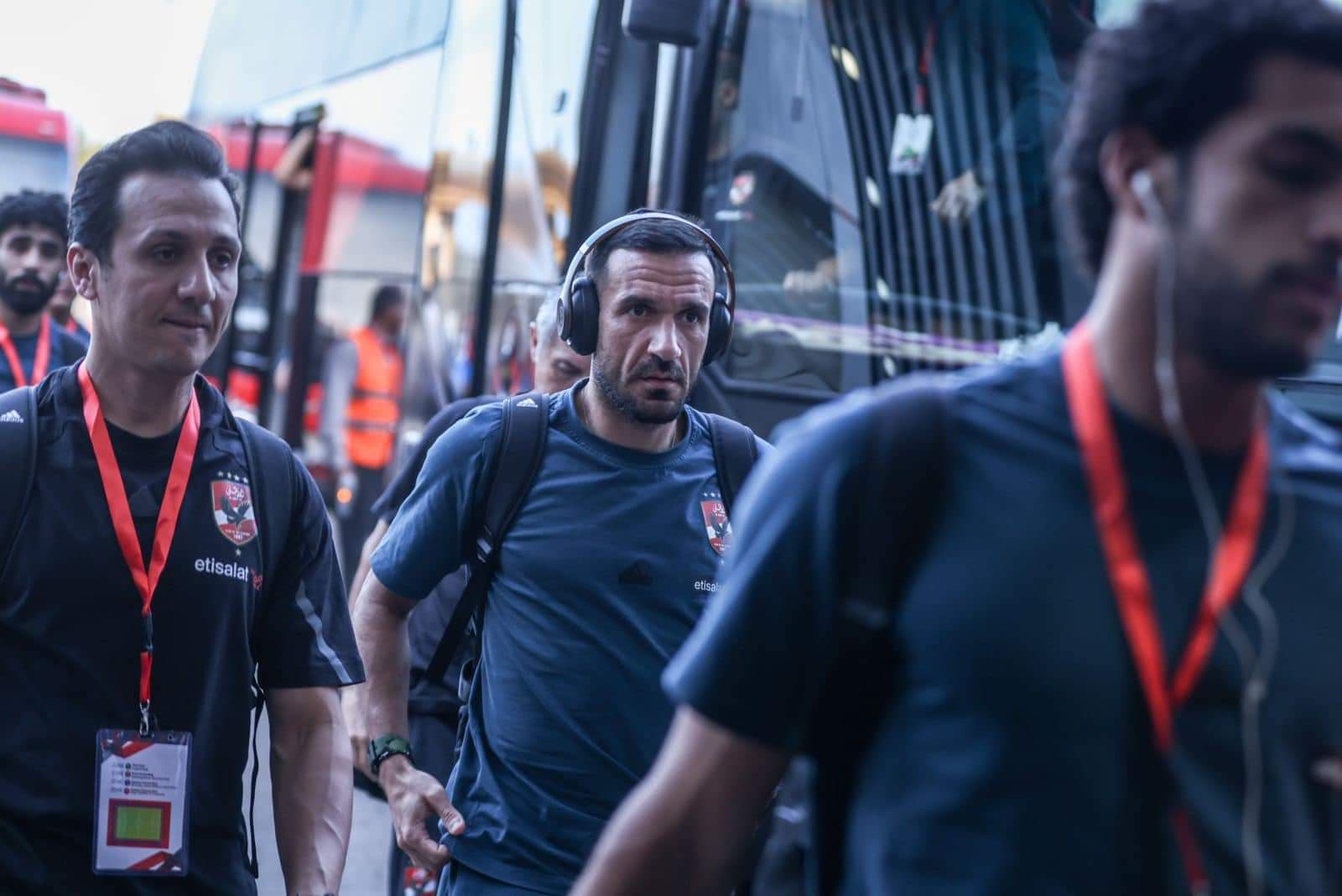 دوري أبطال إفريقيا| حافلة الأهلي تصل استاد القاهرة