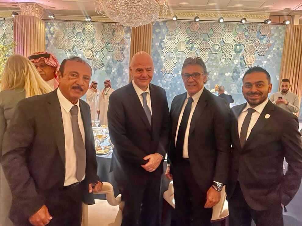 وفد الأهلي يلبي دعوة «فيفا»